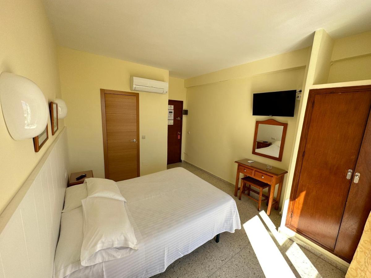 Hotel Cabello Torremolinos Zewnętrze zdjęcie