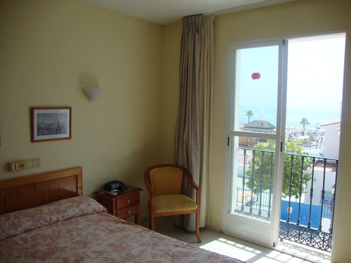 Hotel Cabello Torremolinos Zewnętrze zdjęcie
